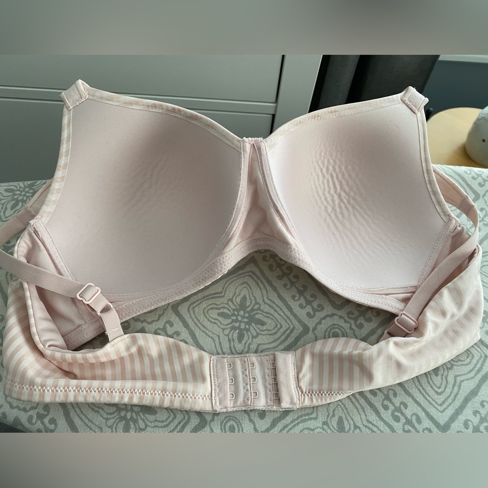 Playtex Satin Wireless Padded Bra - Size 38 B - Picture 6 of 7